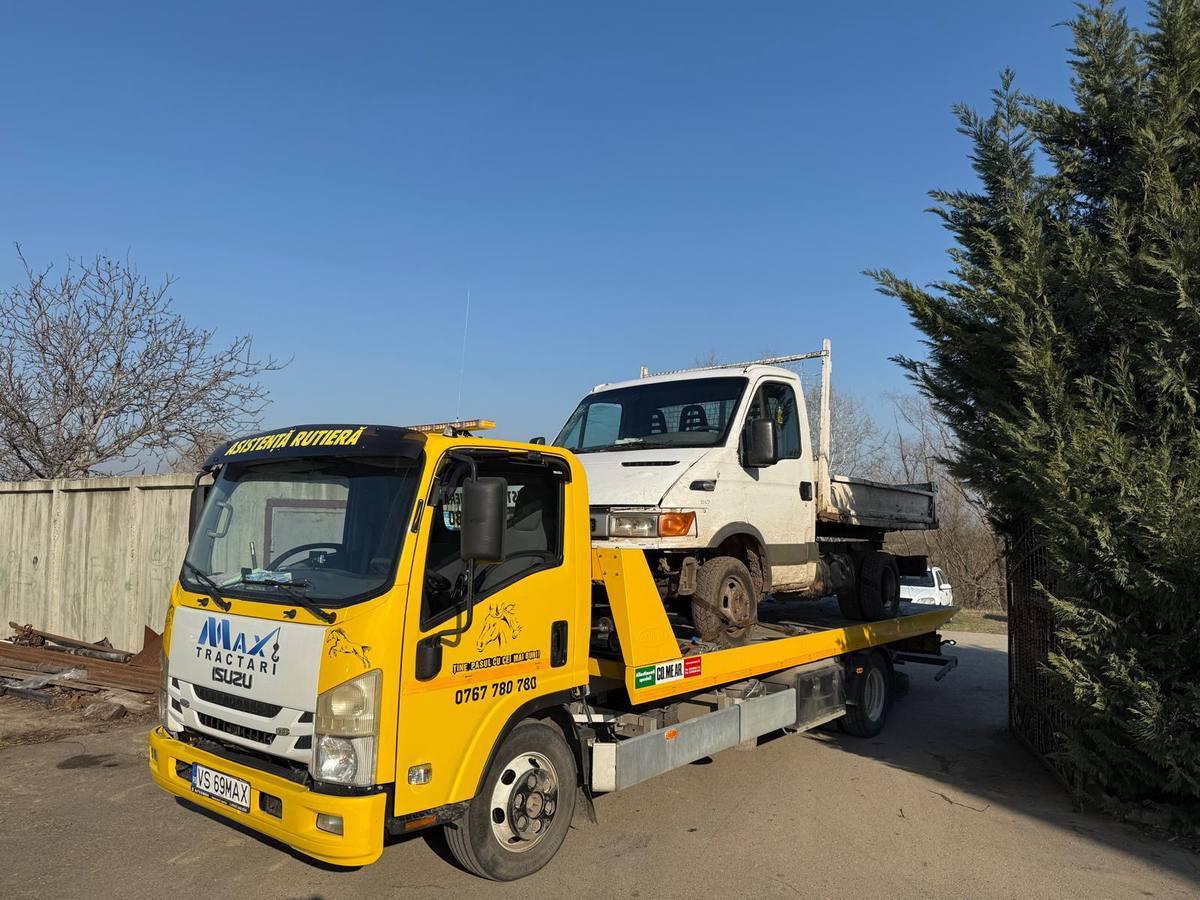 MAN Trailer MAX Tractări tractor agricol